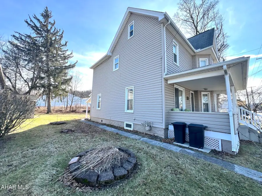 827 3rd Avenue, Duncansville, PA 16635 - #2