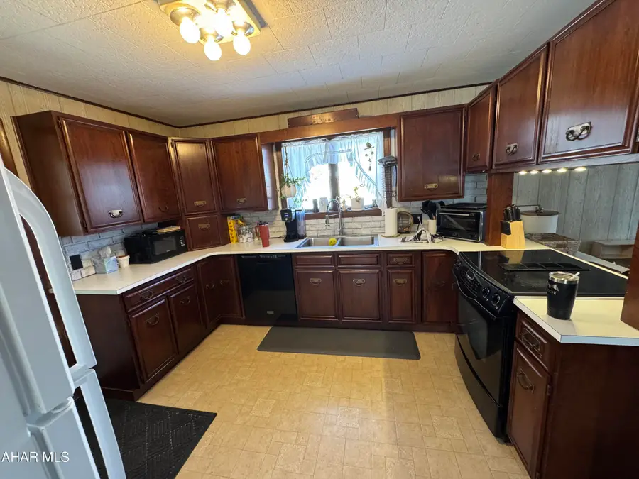 200 Beaver Street, Hastings, PA 16646 - #2