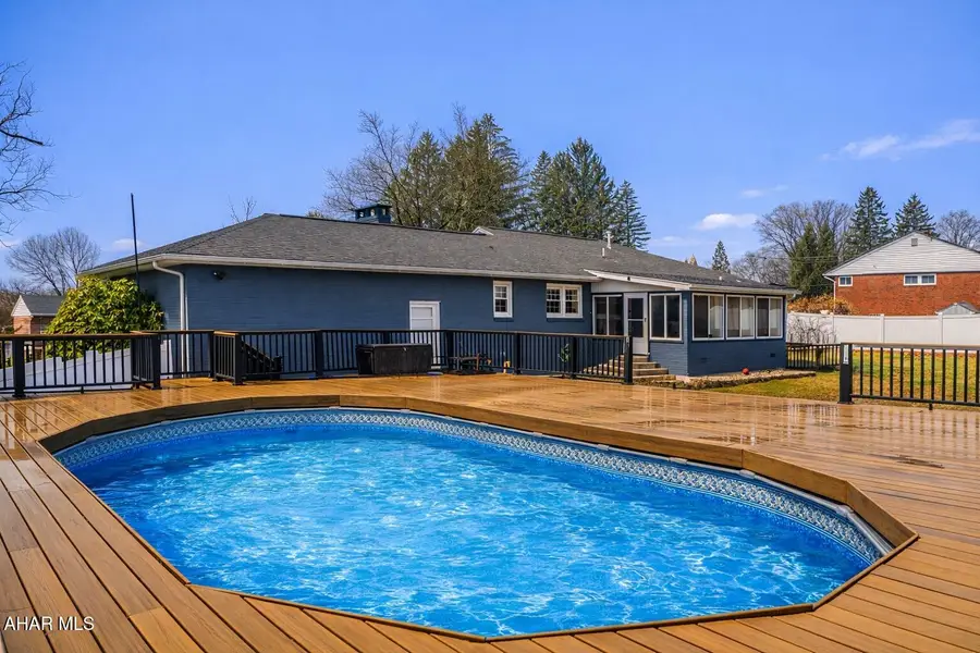 119 Maple Street, Hollidaysburg, PA 16648 - #3