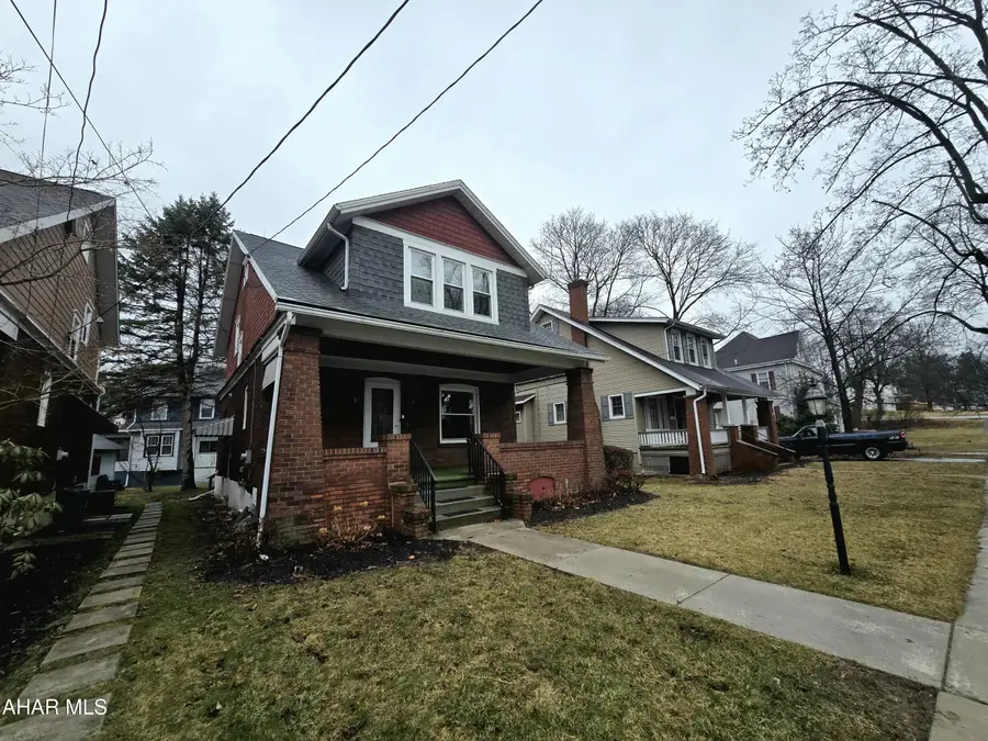 204 Coleridge Avenue, Altoona, PA 16602 - #2
