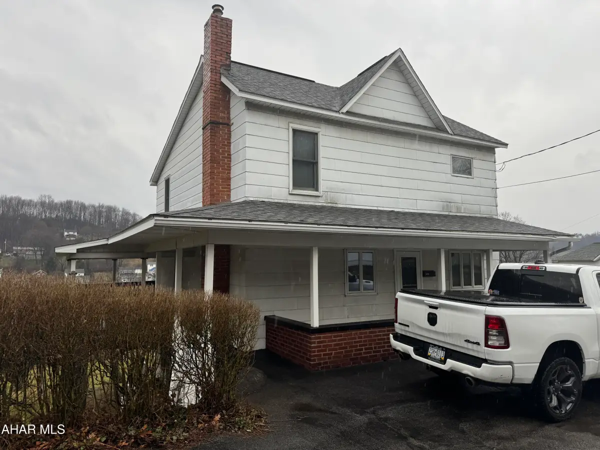 618 Apple Street, Northern Cambria, PA 15714 - #1