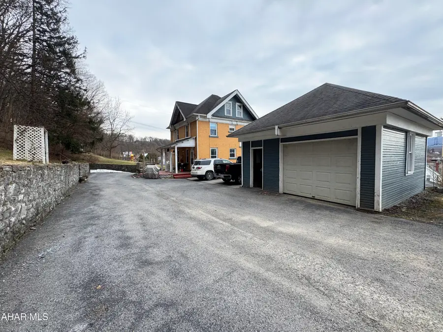 99 Locust Street, Williamsburg, PA 16693 - #3