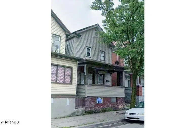 921 6th Avenue, Altoona, PA 16602 - #1