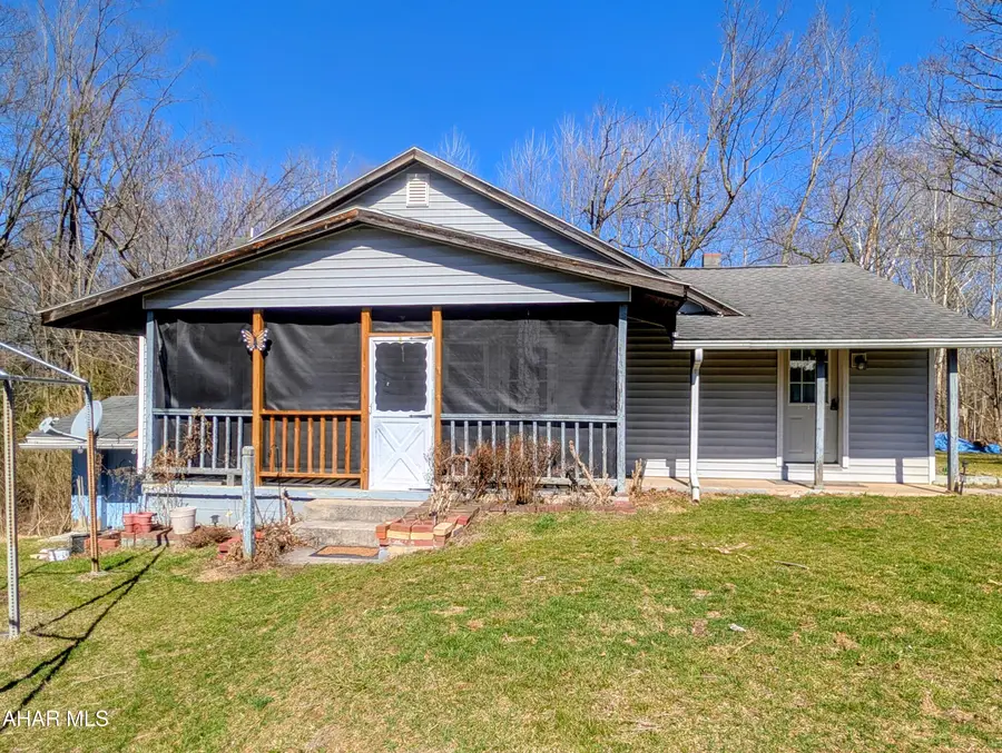 3311 Diehl Road, Manns Choice, PA 15550 - #2