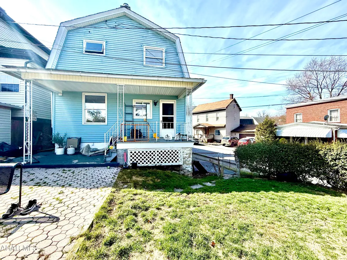 511-515 Wopsononock Avenue, Altoona, PA 16601 - #1