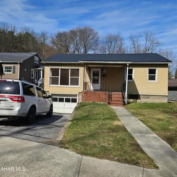 432 High Street, Williamsburg, PA 16693