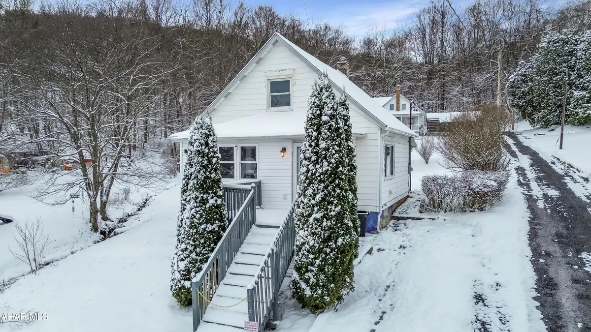 1417 Short Street, Nanty Glo, PA 15943 - #1