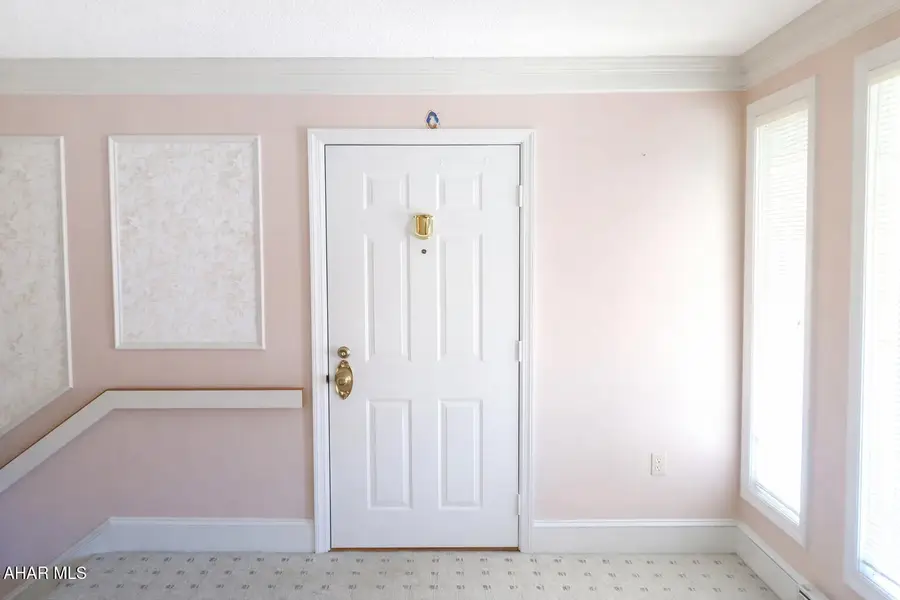 515 S Terrace Drive, Altoona, PA 16602 - #3