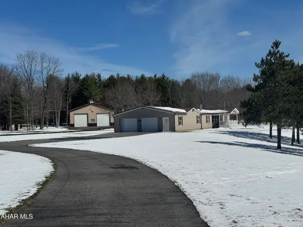 345 Mine 10 Road, Coalport, PA 16627