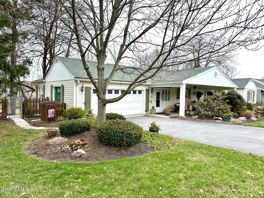 122 Smithfield Street, Bedford, PA 15522 - #2