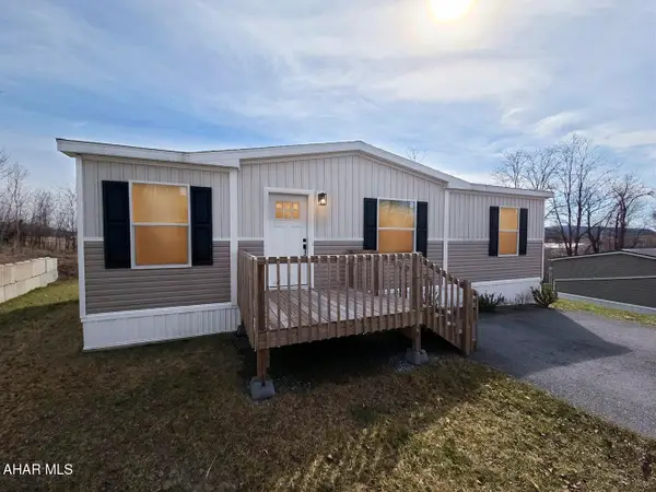 306 Clayton Drive, Duncansville, PA 16635