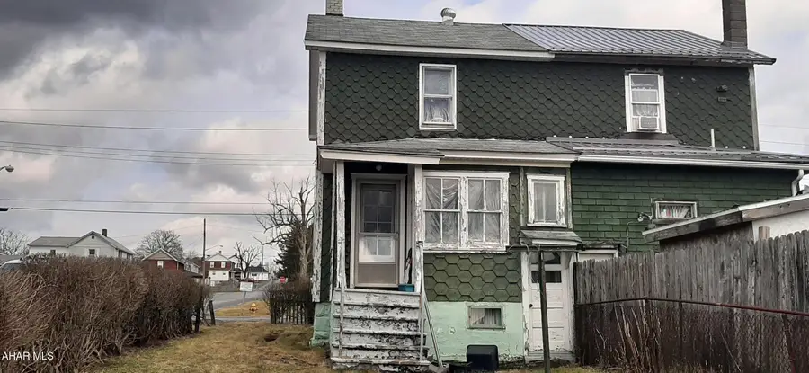 196 Wood Avenue, Ebensburg, PA 15931 - #3