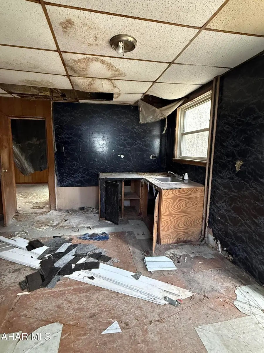 736 Mineral Point Road, Mineral Point, PA 15942 - #3