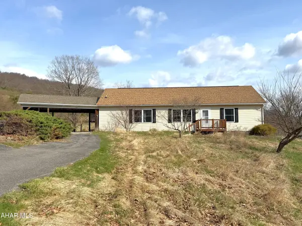 128 Patio Lane, Hyndman, PA 15545