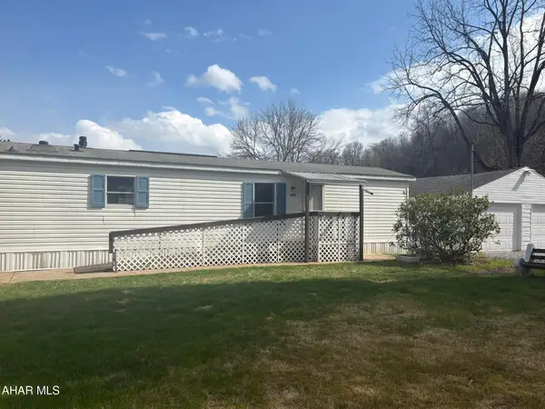 3831 15th Avenue, Altoona, PA 16601