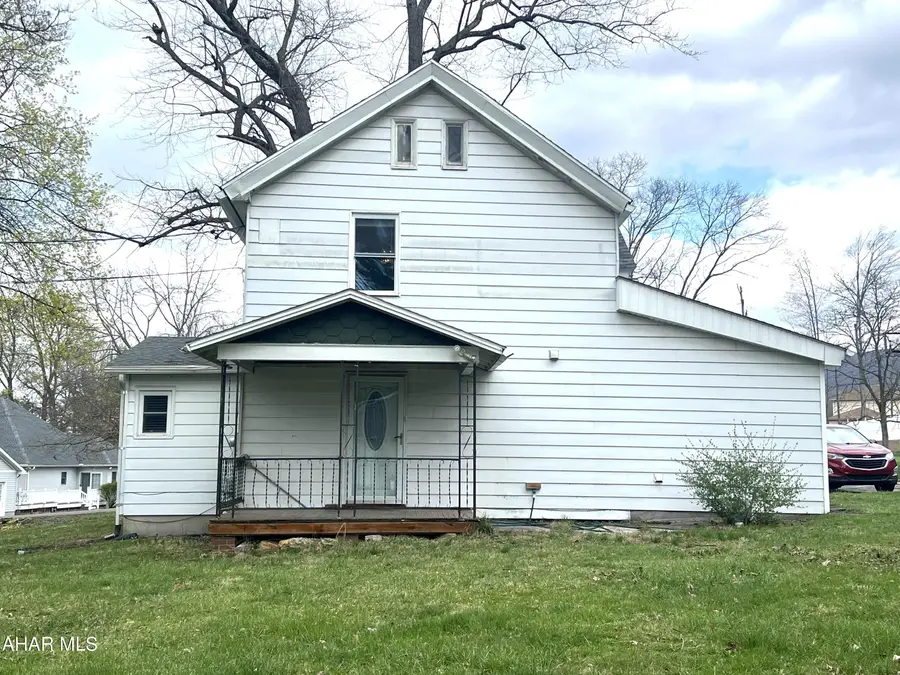 713 S Carlisle Lane, Altoona, PA 16602 - #3