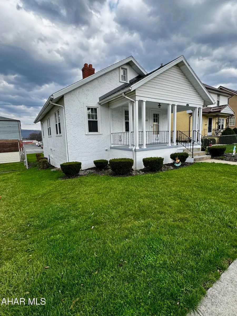 3605 Broad Avenue, Altoona, PA 16601 - #2