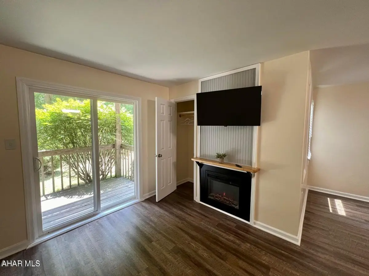 209 E Valley Point Lane, Claysburg, PA 16625 - #1