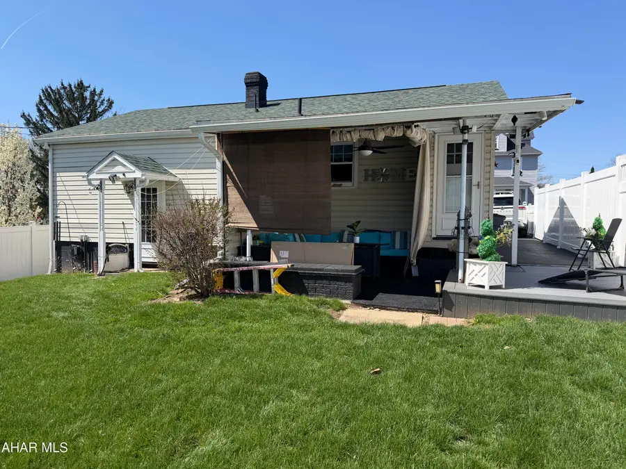 509 E Hudson Avenue, Altoona, PA 16602 - #2