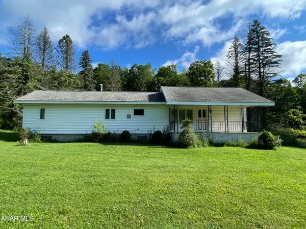 146 Kirsch Road, Northern Cambria, PA 15714