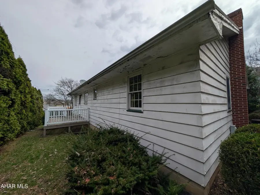 2400 Crawford Avenue, Altoona, PA 16602 - #3