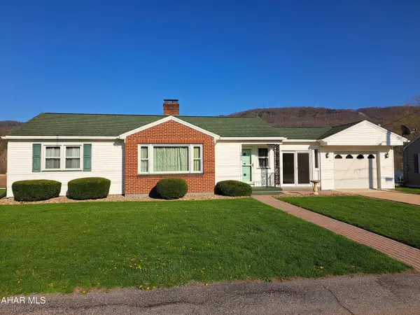 171 Mt. Pleasant Street, East Freedom, PA 16637