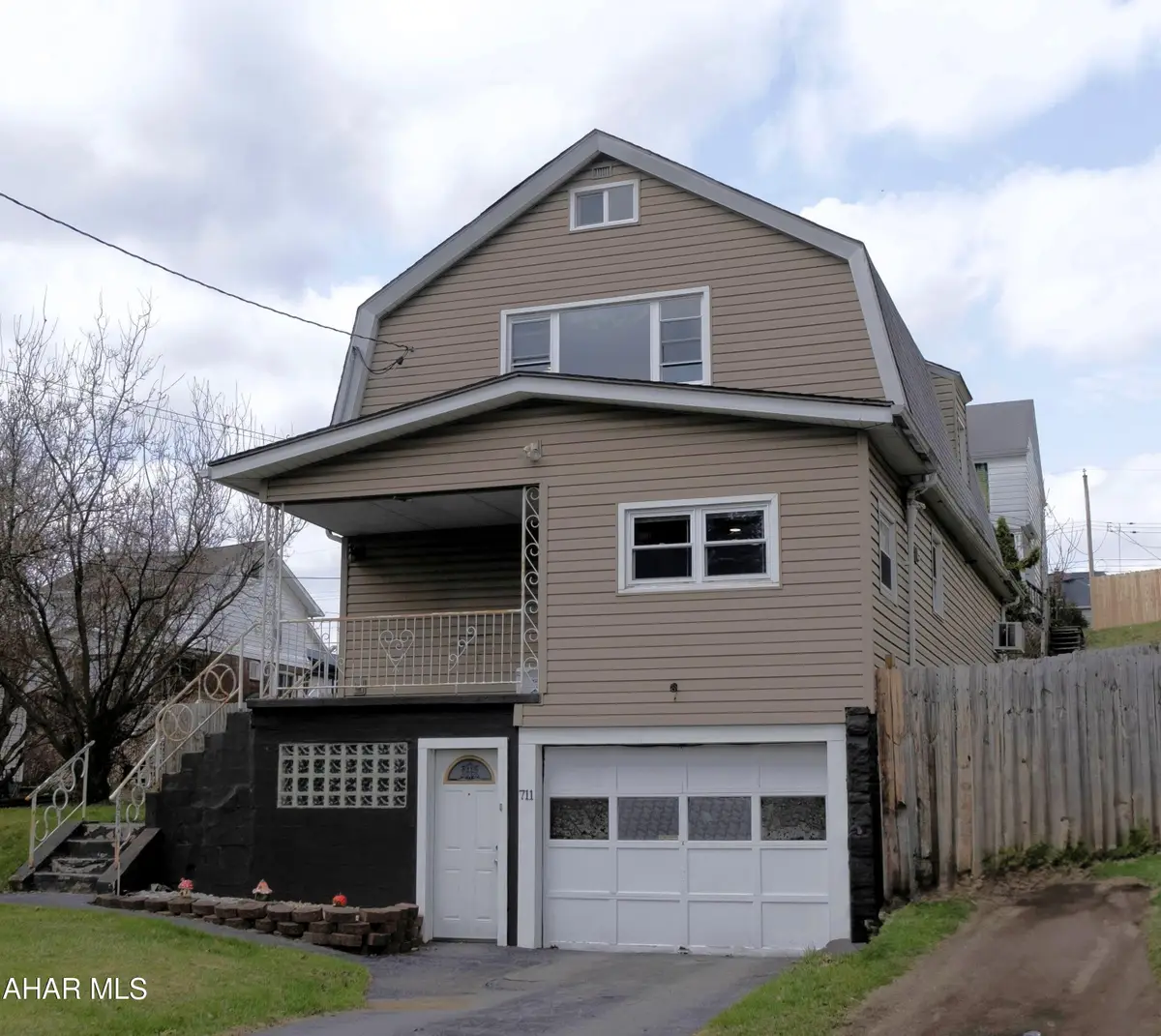 711 E Bell Avenue, Altoona, PA 16602 - #1