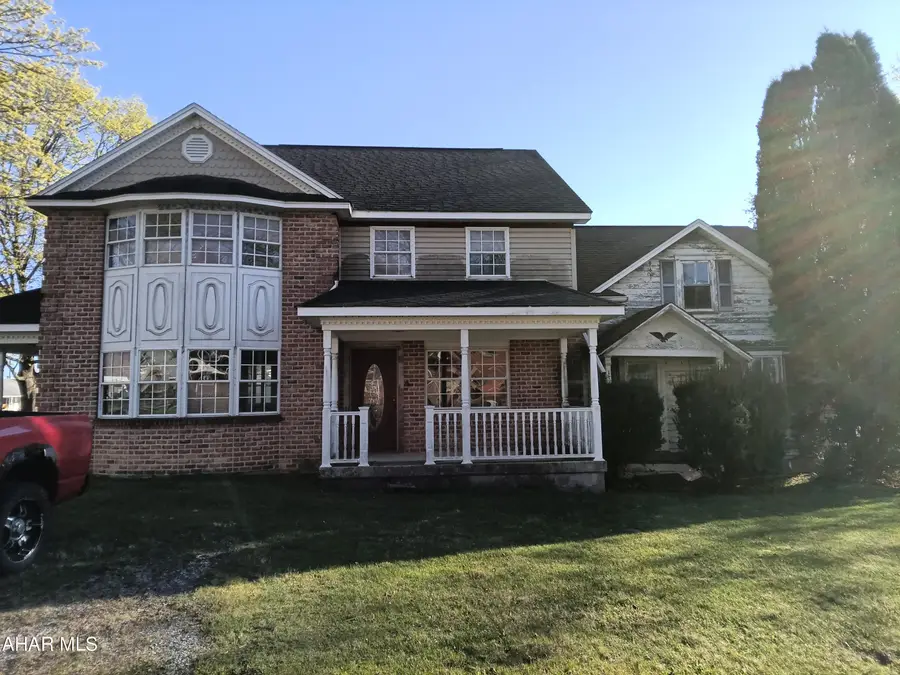 114 E Penn Street, Martinsburg, PA 16662 - #2