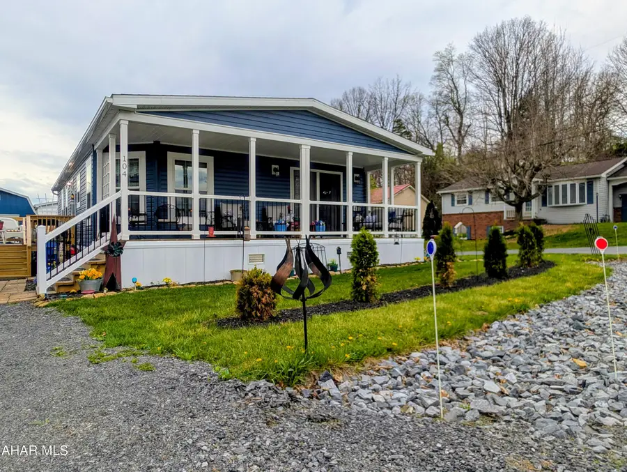 104 Hill Street, Bedford, PA 15522 - #3