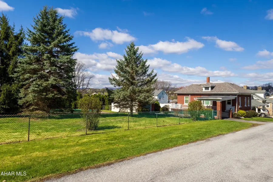 1400 Jackson Avenue, Altoona, PA 16602 - #3