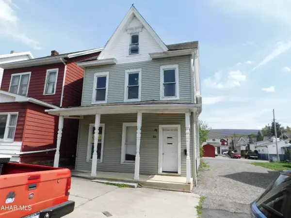 107 E 4th Avenue, Altoona, PA 16602