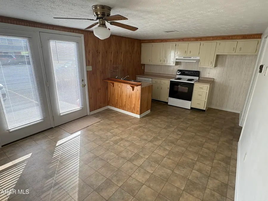 224 Campbell Drive, Duncansville, PA 16635 - #3