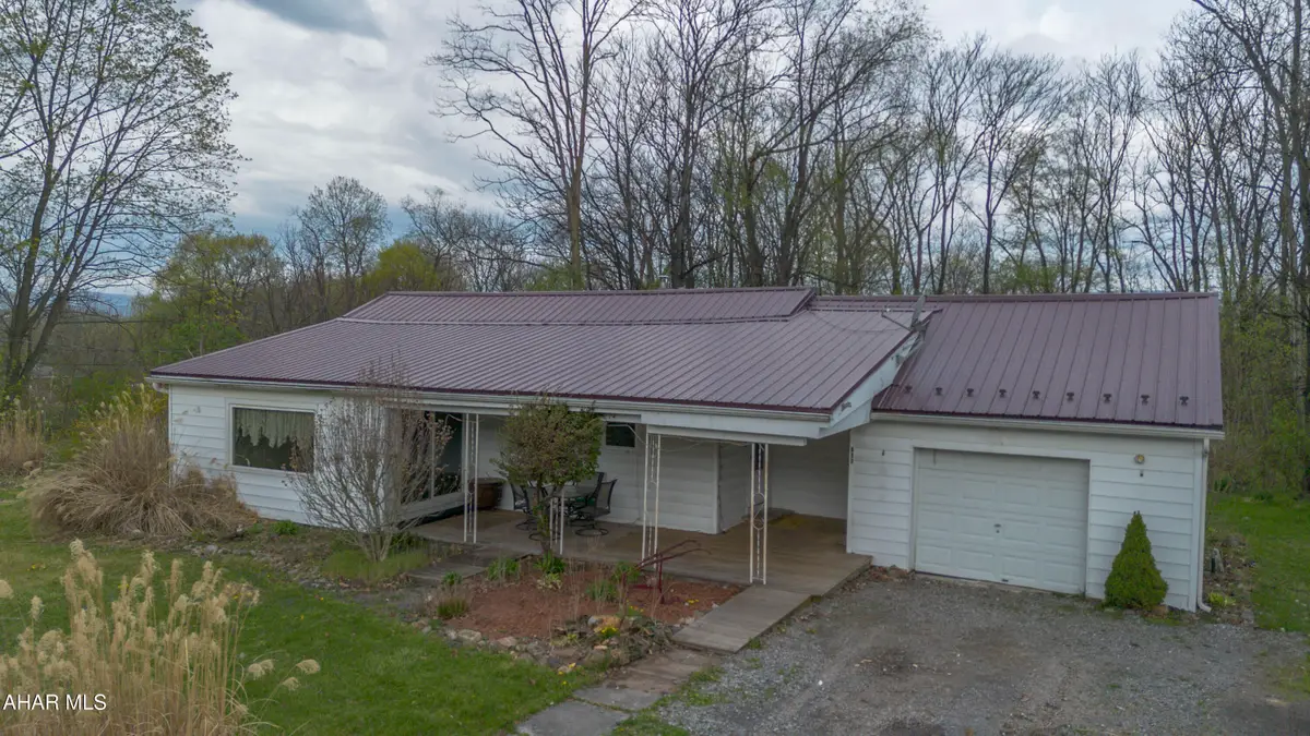 706 Van Buren Avenue, Altoona, PA 16602 - #1