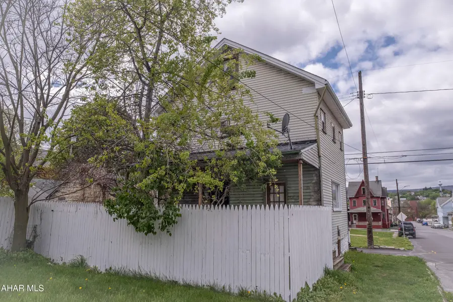 409 2nd Street, Altoona, PA 16602 - #3