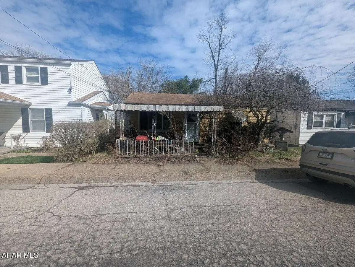 1602 16th Avenue, Beaver Falls, PA 15010 - #1
