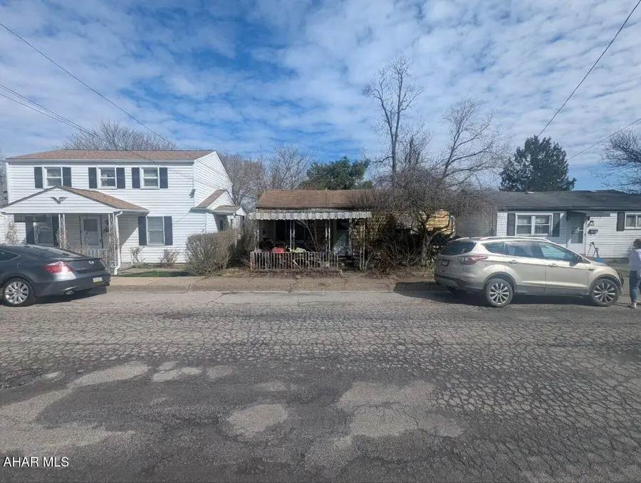 1602 16th Avenue, Beaver Falls, PA 15010 - #2