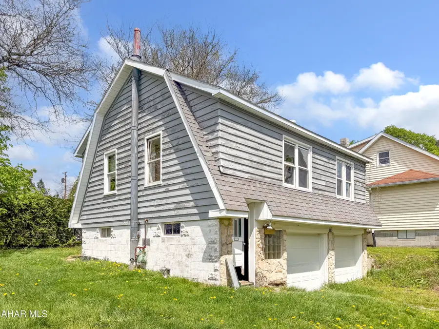 520 W Ogle Street, Ebensburg, PA 15931 - #2