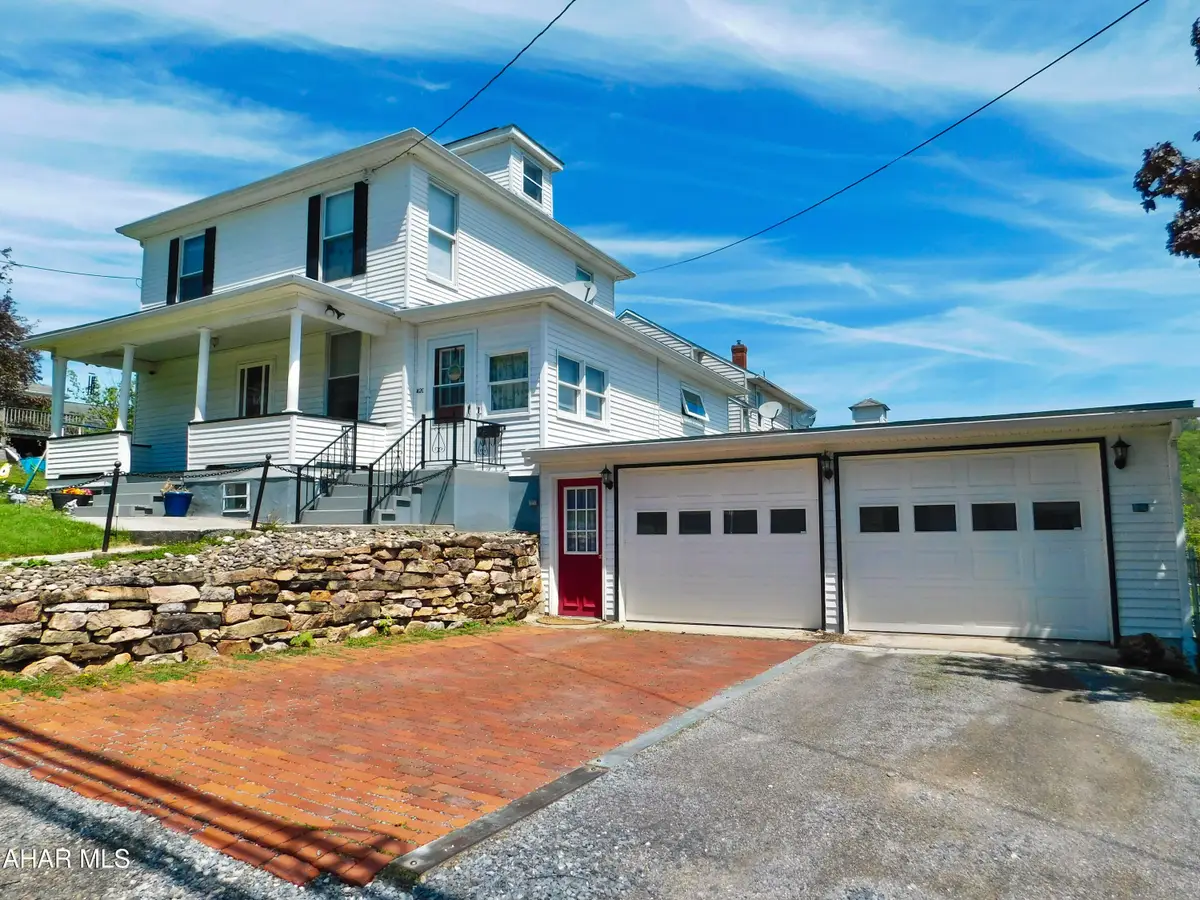 420 Lindsay Street, Hollidaysburg, PA 16648 - #1