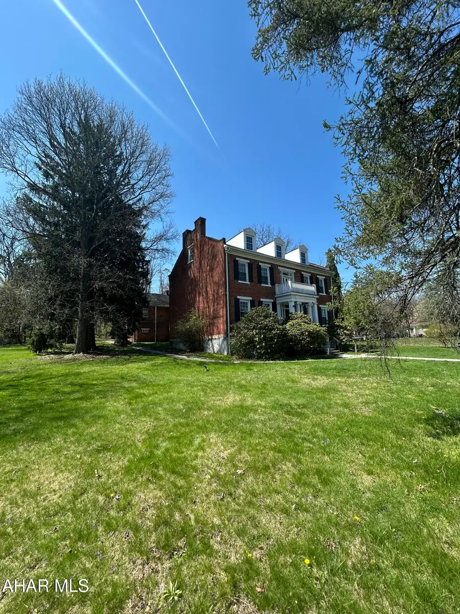 316 Newry Street, Hollidaysburg, PA 16648 - #2