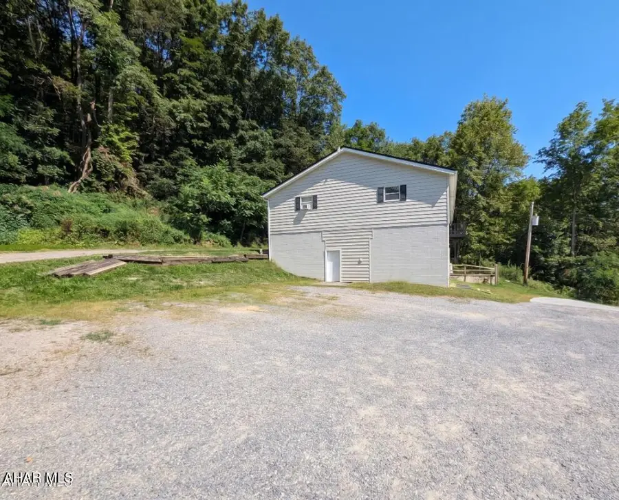 804 S Main Street, Hollsopple, PA 15935 - #3