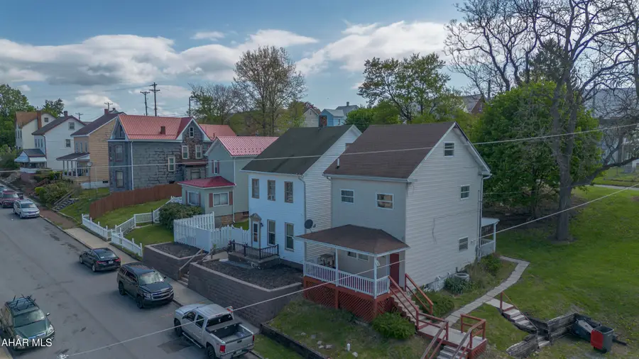 2025 2nd Avenue, Altoona, PA 16602 - #3