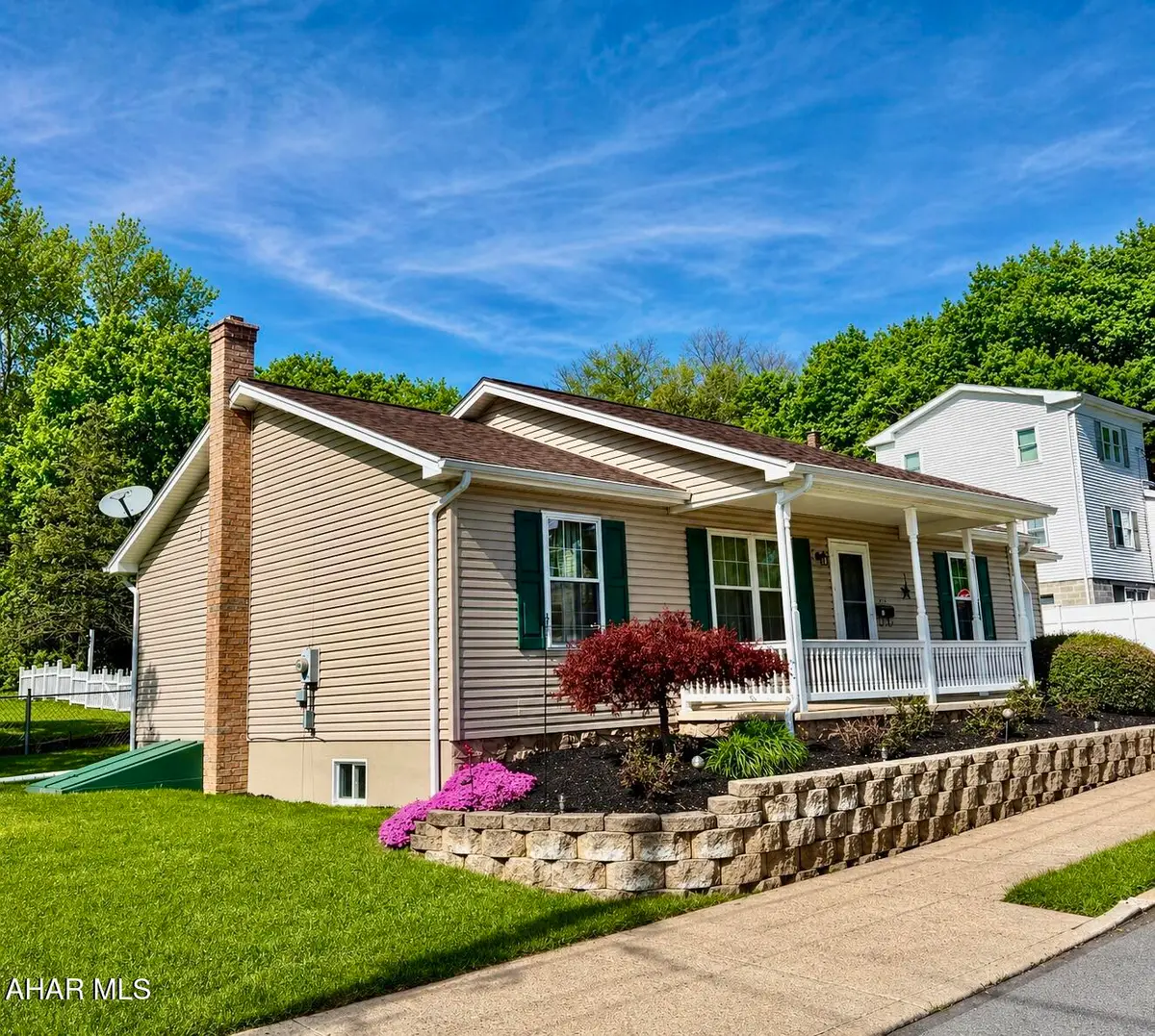 219 19th Street, Huntingdon, PA 16652 - #1