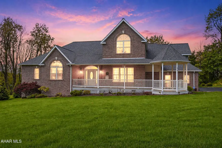 1324 Claythorne Drive, Johnstown, PA 15904 - #2