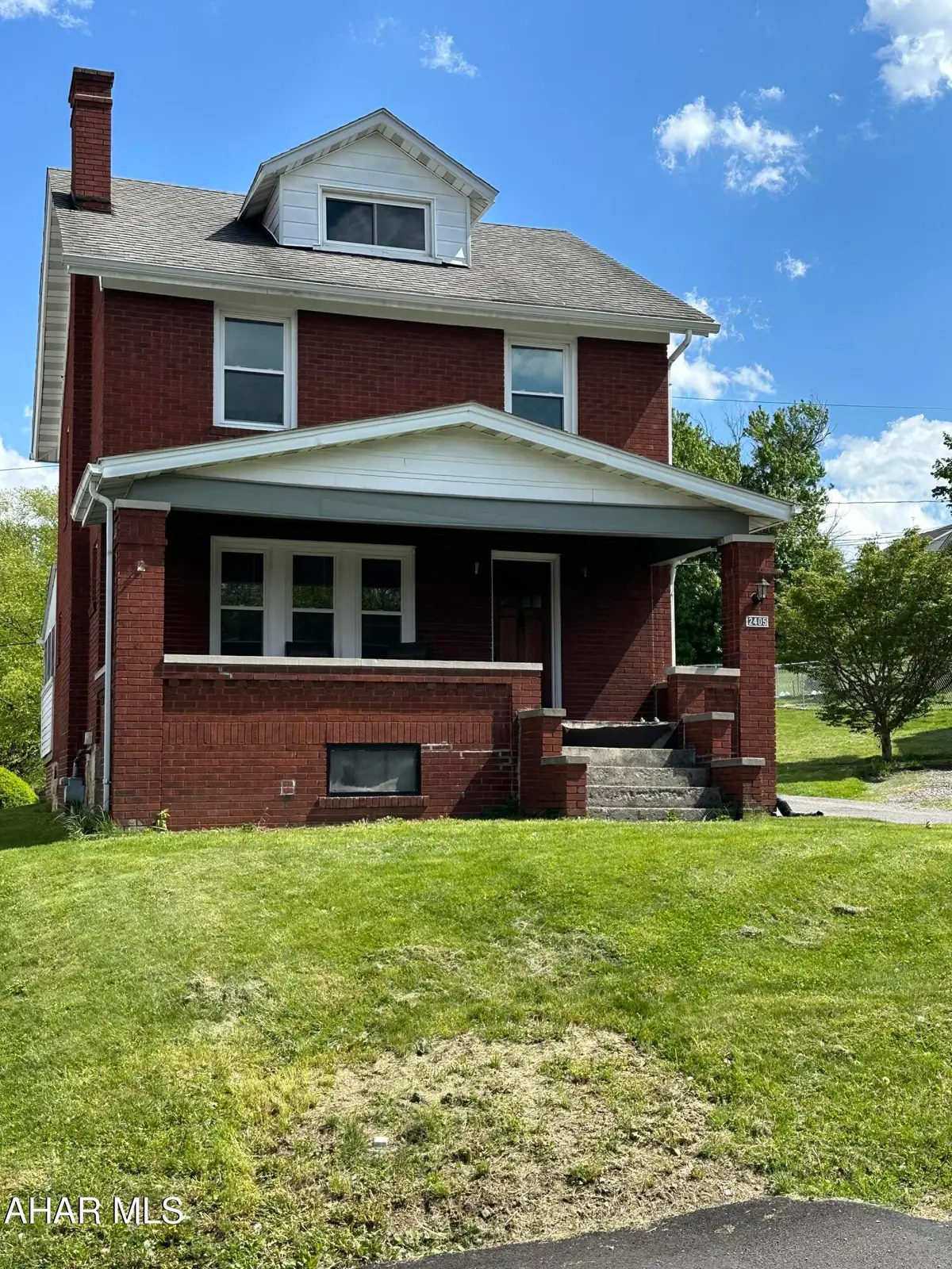 2405 Crawford Avenue, Altoona, PA 16602 - #1