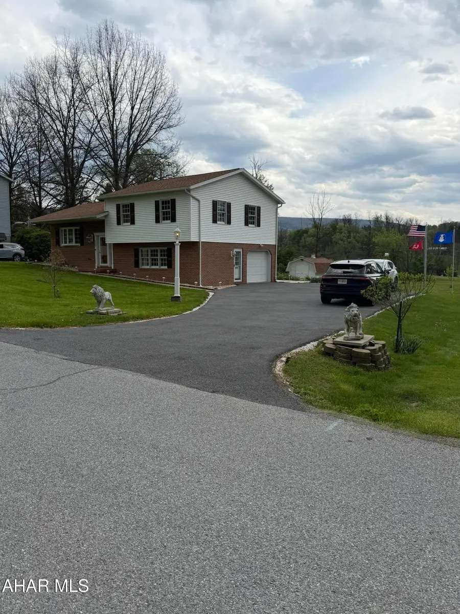 118 Sarah Drive, Altoona, PA 16601 - #2