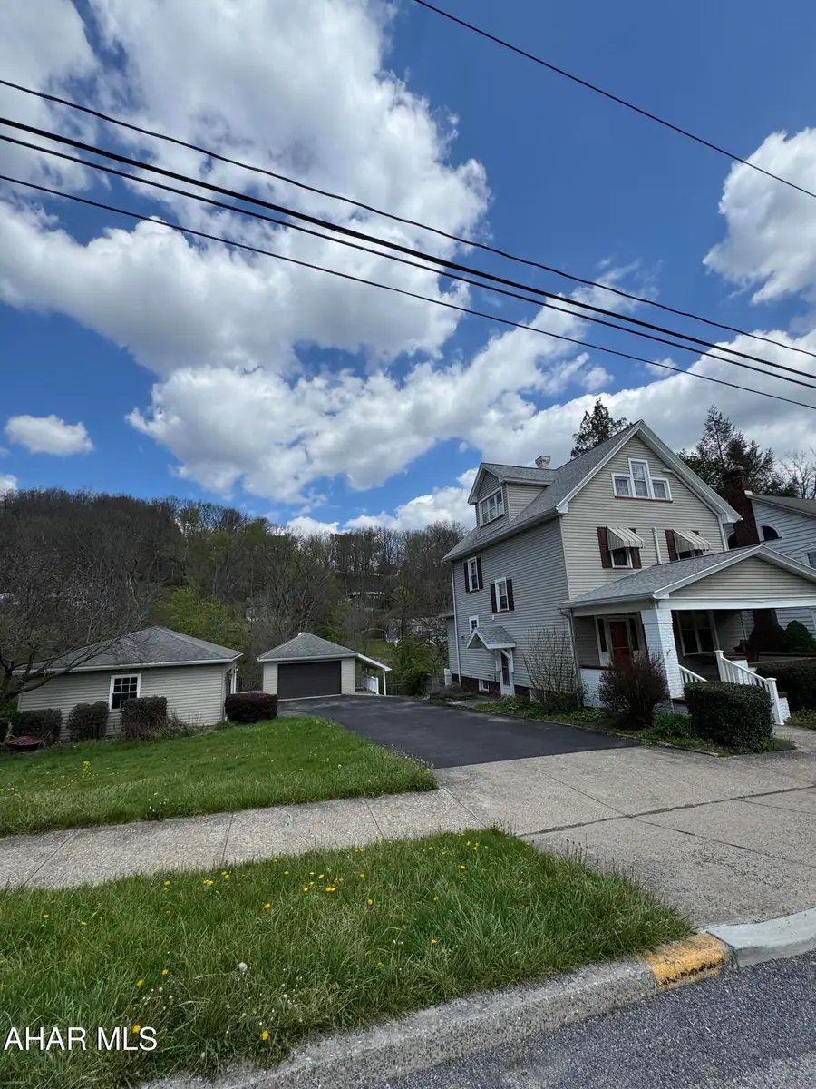 416 5th Street, Tyrone, PA 16686 - #2
