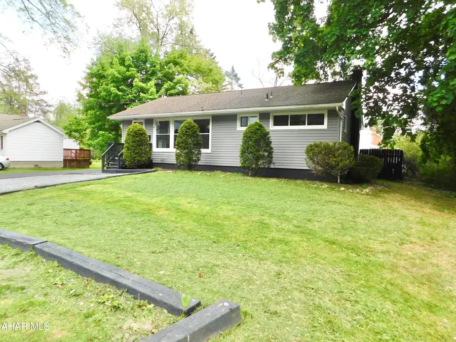 119 Wordsworth Avenue, Altoona, PA 16602 - #2