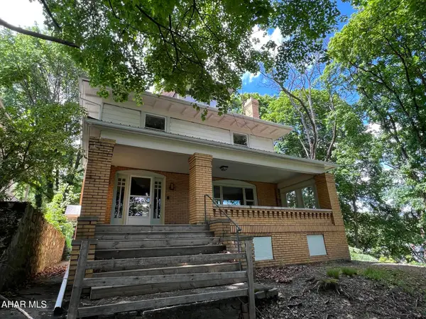 3202 Broad Avenue, Altoona, PA 16601