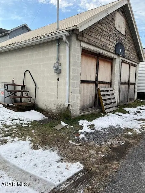 604 1st Avenue, Altoona, PA 16602 - #2