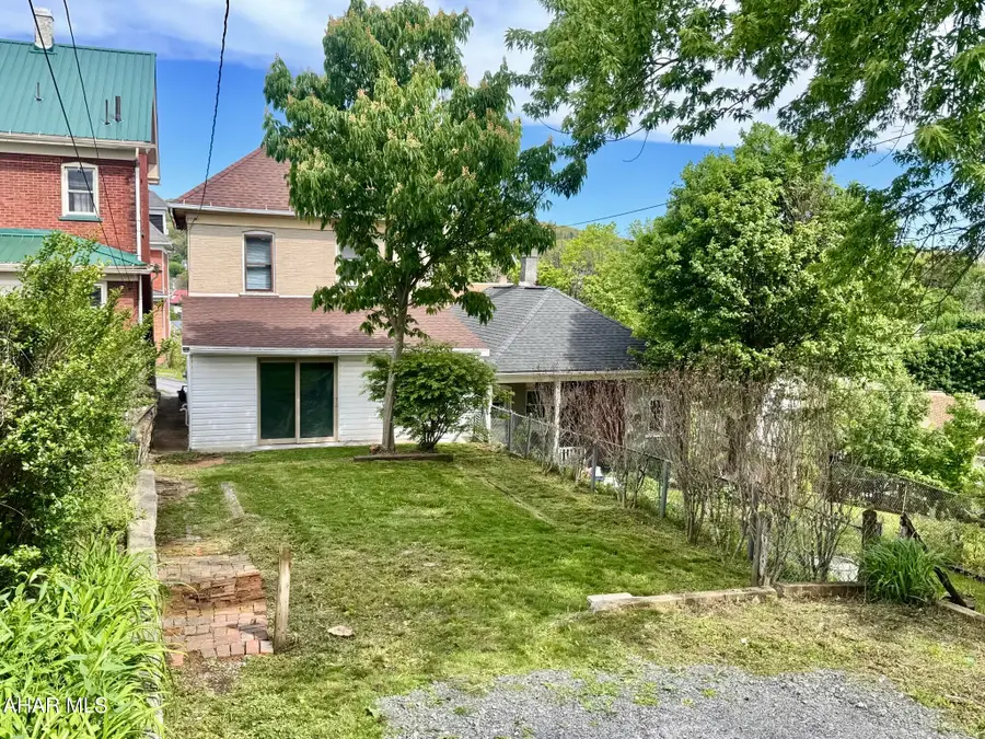 1927 15th Avenue, Altoona, PA 16601 - #2